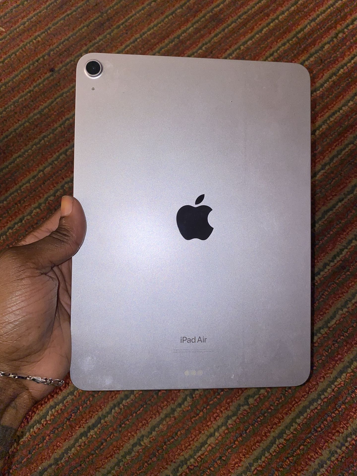 iPad Air 11-inch (M2)