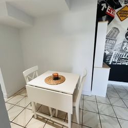 IKEA Extendable Dining Table  – White $75 