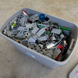 Bulk LEGO Collection – 50-Gallon Bin – Assorted Pieces – Clean