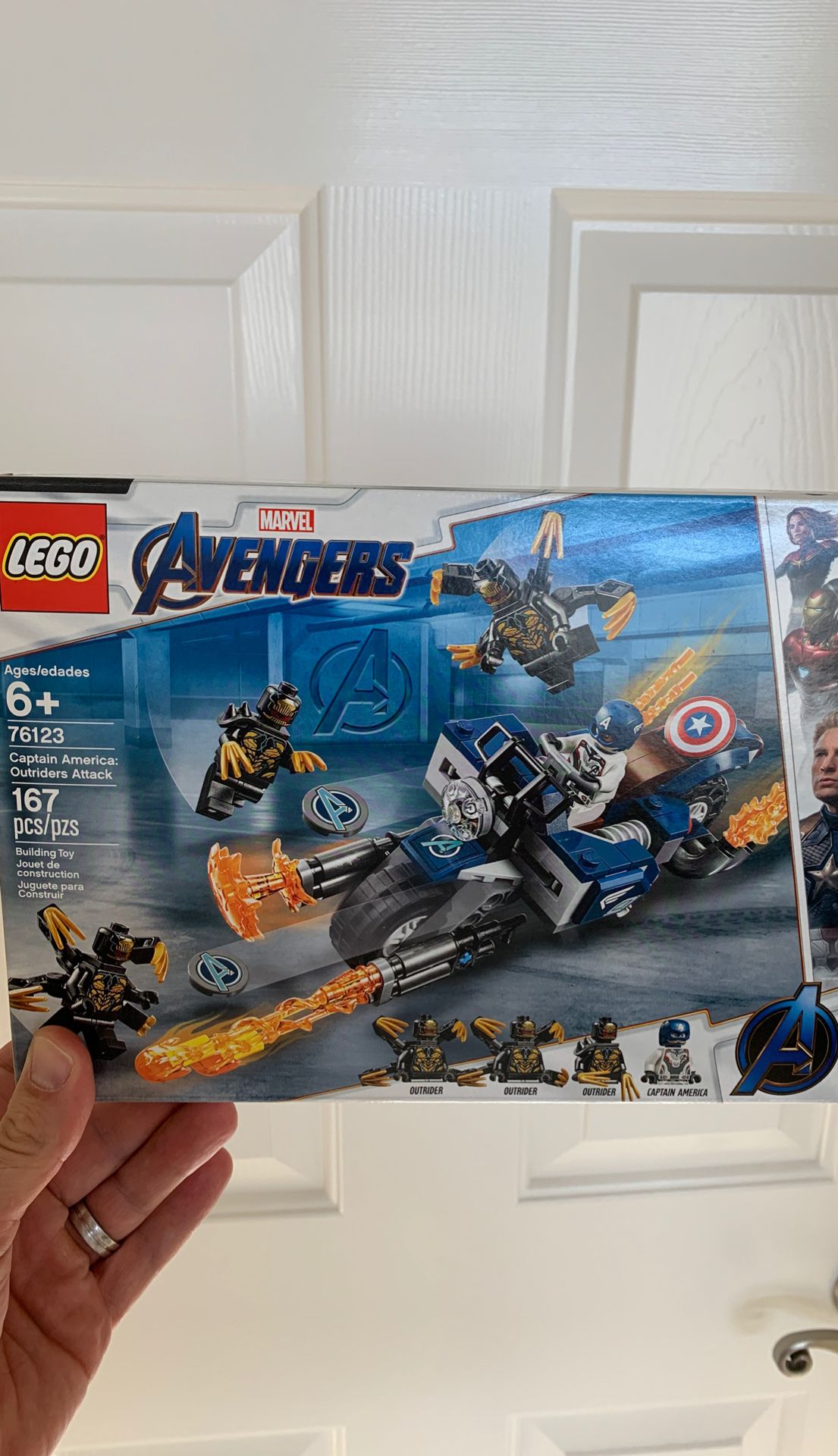 LEGO Avengers Captain America set 76123