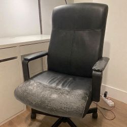 Black Office Chair