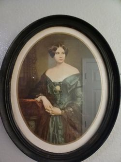Oval wood framed The Artist Sister