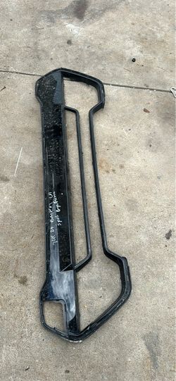 2022-2024 BMW X1 U11 M SPORT 2022-2024 FRONT BUMPER GRILLE 5111(contact info removed)