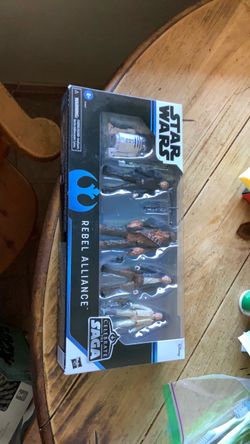 Star Wars rebel alliance brand new collets item. $50.00