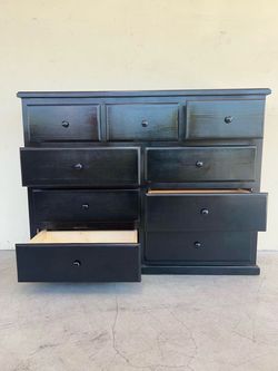 9  Drawer pine black
