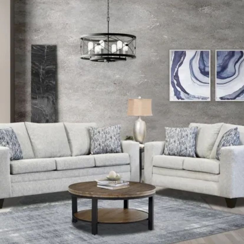 New Light Gray 2pc Sofa & Loveseat 