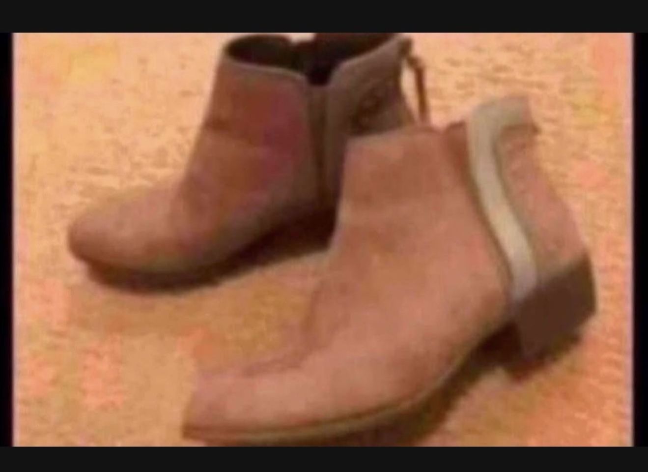 Womens Boots Size 8.5