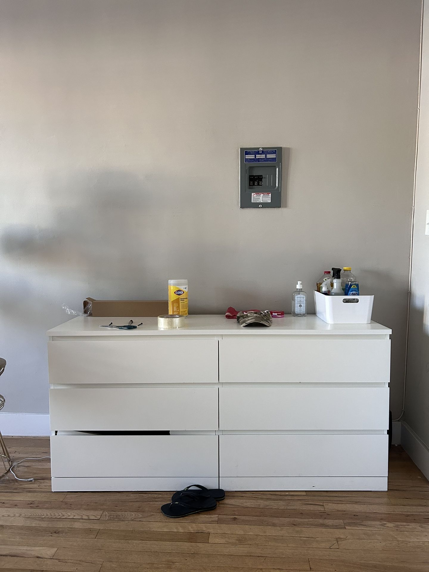 White IKEA Malm Dresser - 6 Drawer for Sale in Los Angeles, CA - OfferUp White IKEA Malm Dresser - 6 Drawer for Sale in Los Angeles, CA - OfferUp