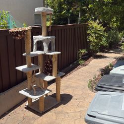 Free Cat Tower
