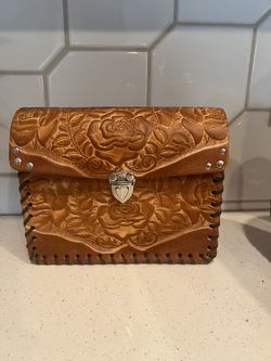LEATHER PURSE $45