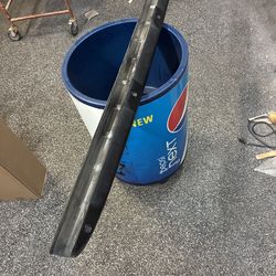 2004 Chevy tailgate trim