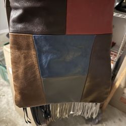 Girl’s leather purse