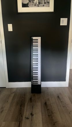 Alesis V61 61-Key USB MIDI Keyboard Controller – Excellent Condition