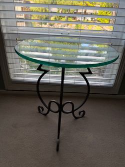 Accent Table