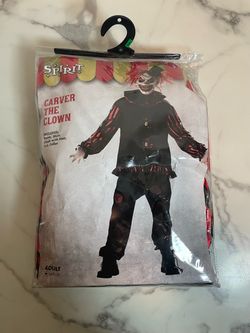 Adult Carver the Clown Costume - Spirit Halloween, Size L