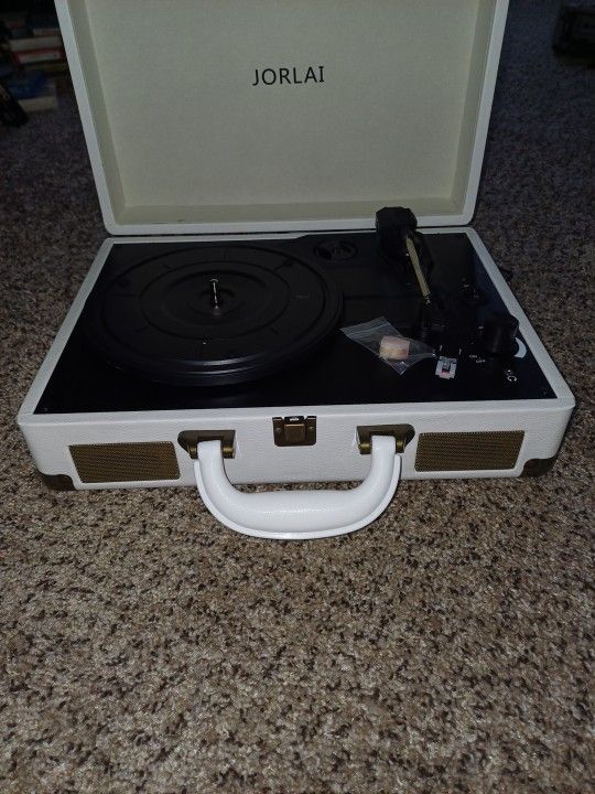 Jorlai Bluetooth Turntable Works!