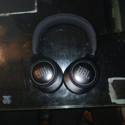 JBL LIVE660NC Wireless Headphone