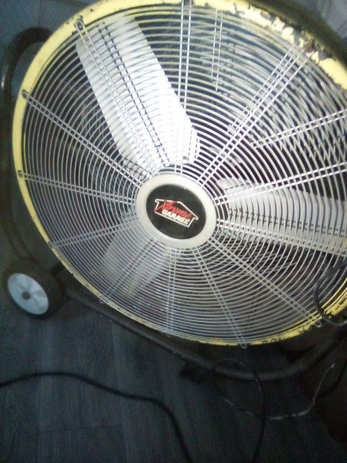 30 Inch Xtreme Garage Industrial Fan