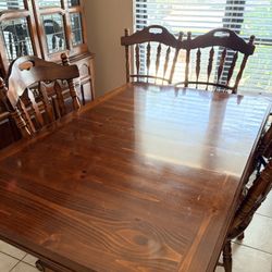 China Cabinet And Dining Room Table With 8 Chairs