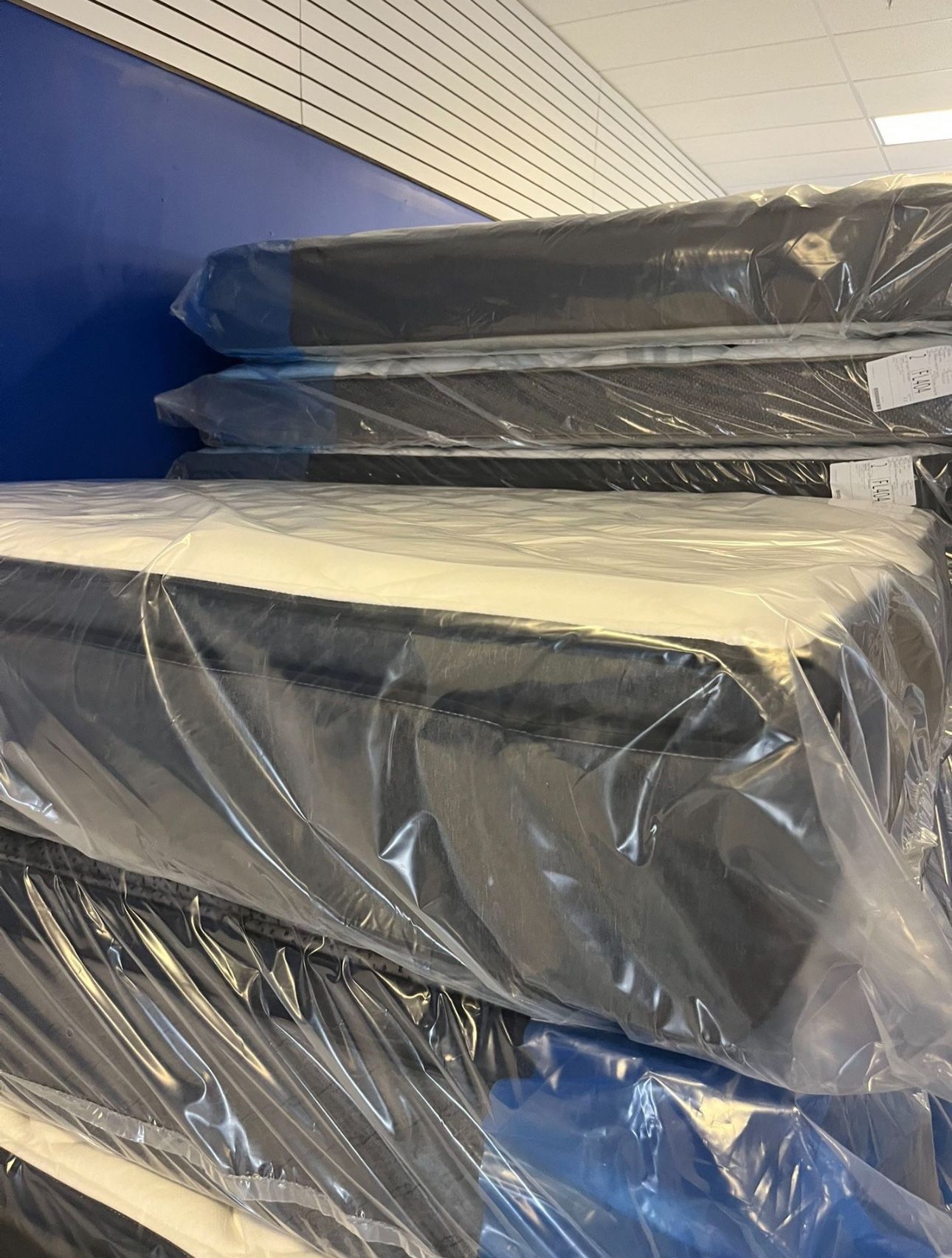 Huge discounts!! Brand New Mattress / Sets Some Adjustable Bases Left!! Delivery Same Day