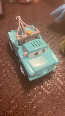 2005 Disney Pixar Cars Mattel Shake N Go Blue Mater Tow Truck