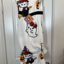 Hello Kitty Halloween Blanket Set 