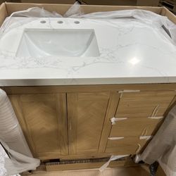 36” Light Oak Single Bathroom Vanity with Quartz Countertop & Sink