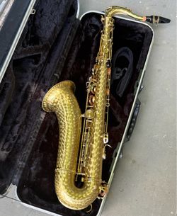 L.A. Sax Saxophone (tenor)