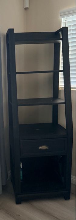 Free shelf