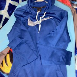 men’s nike hoodie(sz m)