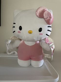 Hello Kitty Valentine’s Day Cupid  Greeter RARE Collectible 