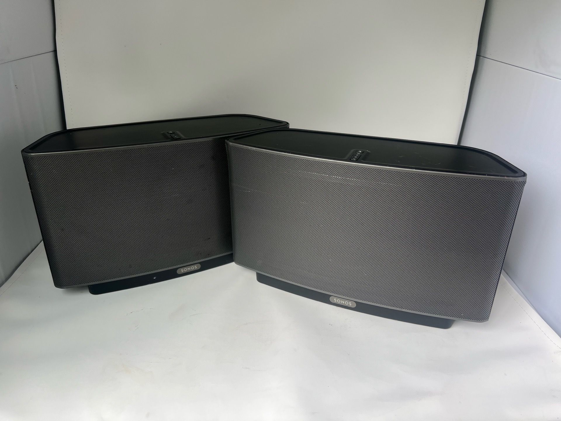 Sonos Play5: Pair of speakers