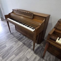 Free Upright Piano – Professional Delivery Required – No Pickup