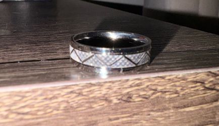 Men’s ring