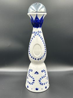 Clase Azul Reposado Blue & White Empty Tequila Bottle 750 Ml Hand Painted
