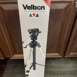 New Velbon Video Camera Tripod, Professional Quality! Heavy Duty! Pan, Tilt, Lock!