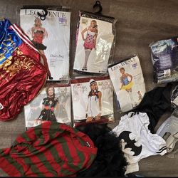 Halloween Costumes 