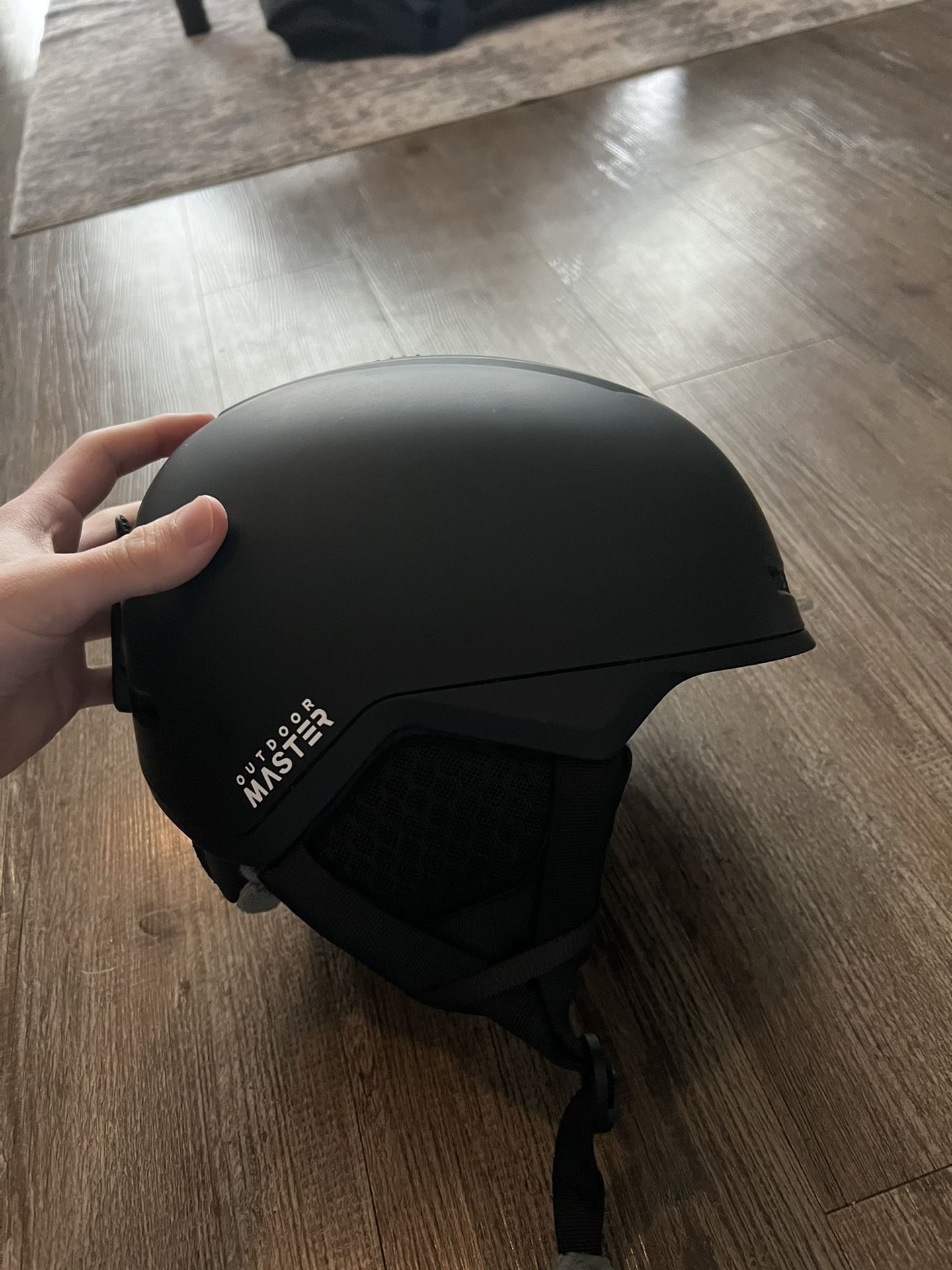 OutdoorMaster MIPS Snowboard/Ski Helmet
