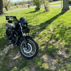 Harley Sportster 883 