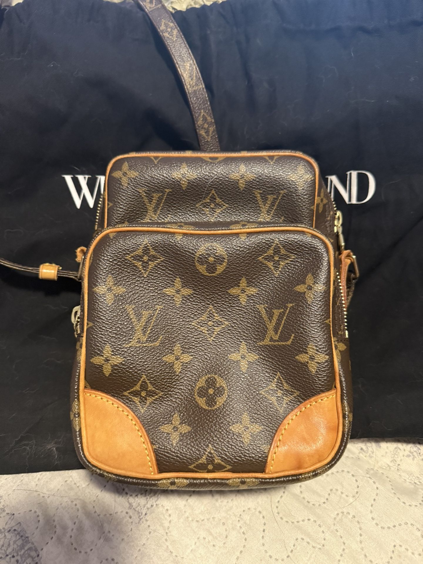 Louis Vuitton Vintage Monogram Cross Hand Bag