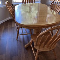 Oak Table And 4 Chairs, Expandable