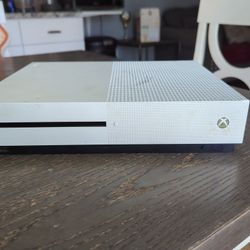 Xbox One S