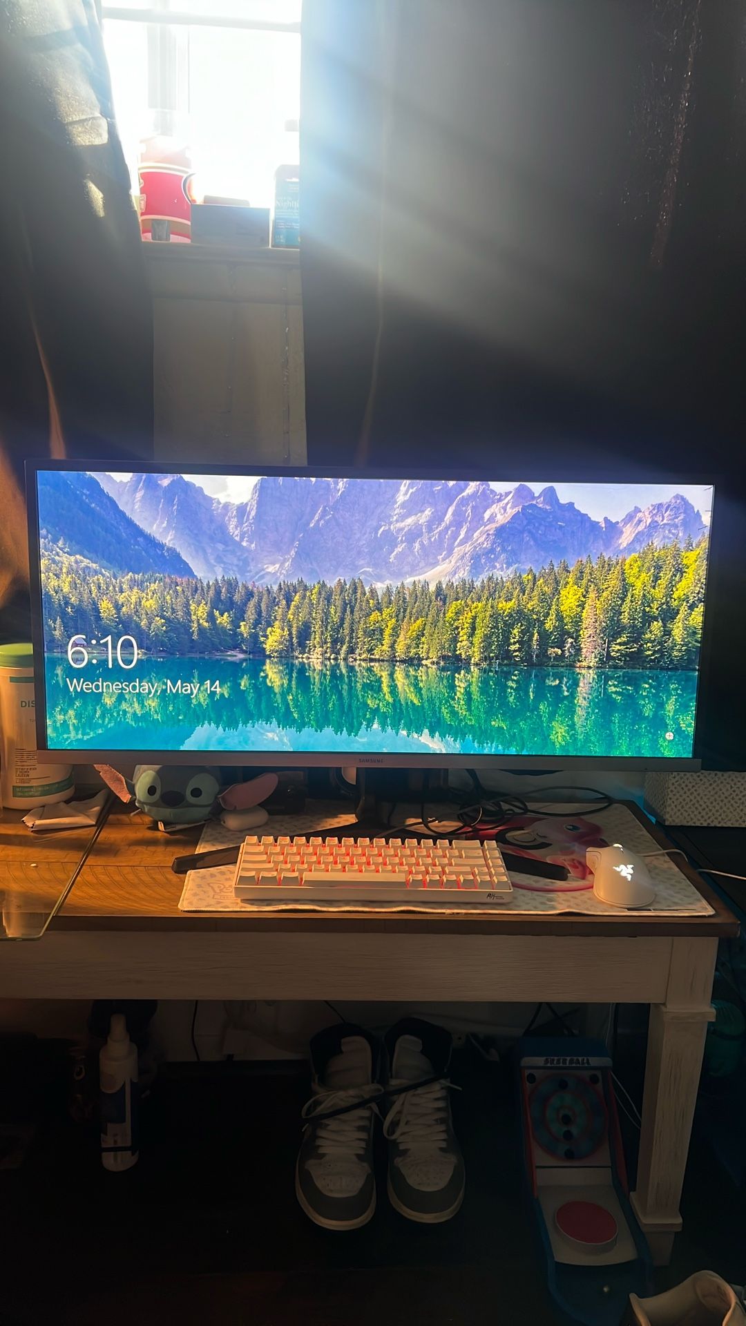 32 Inch Samsung Monitor