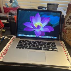 Apple MacBook Pro A1398-15”-2.5ghzI7,512gb,16gb,Webcam,Wireless-2015