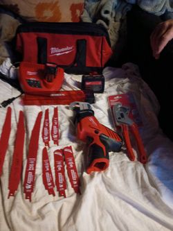 Milwaukee tool set
