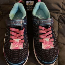 Girls Shoes Size 2