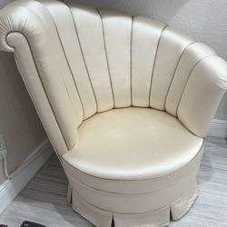 Colombustile Italian Shell Chairs 