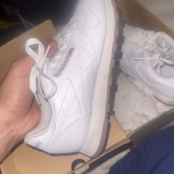 6.5 Women’s Reebok