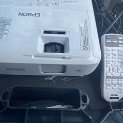 Epson LCD Projector 