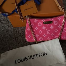 Hot Pink Liv Pochette 